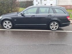 Schwarz Gebraucht 2010 Mercedes C220 Avantgarde Kombi | 1.899 € (Fairer Preis)