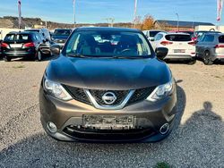 Beige Gebraucht 2017 Nissan Qashqai Acenta SUV | 10.900 € (Superpreis)
