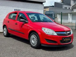 Rot Gebraucht 2009 Opel Astra Selection Limousine | 2.999 € (Fairer Preis)