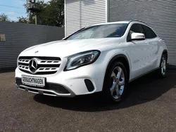 Weiß Gebraucht 2018 Mercedes GLA180 Urban SUV | 21.900 € (Fairer Preis)