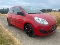 Rot Gebraucht 2011 Renault Twingo Kleinwagen | 2.490 €