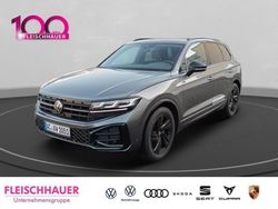Grau Gebraucht 2023 VW Touareg R-line SUV | 72.990 € (Teuer)