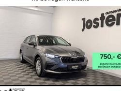 Graphitegrau metallic Gebraucht 2024 Skoda Scala Essence Kleinwagen | 21.390 € (Fairer Preis)