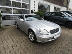 Silber Gebraucht 2002 Mercedes SLK320 Cabrio | 8.900 € (Fairer Preis)