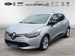 Grau Gebraucht 2016 Renault Clio IV LIMITED Kleinwagen | 7.987 € (Fairer Preis)
