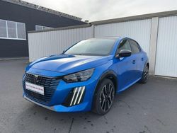 Vertigoblau (metallic) Gebraucht 2024 Peugeot 208 GT Kleinwagen | 32.990 € (Teuer)