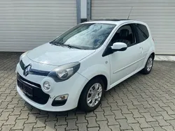 Weiß Gebraucht 2013 Renault Twingo Liberty Kleinwagen | 2.999 € (Fairer Preis)