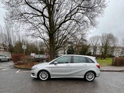 Silber Gebraucht 2017 Mercedes B180 Van / Kleinbus | 16.000 € (Guter Preis)
