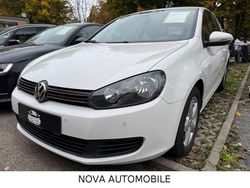 Weiß Gebraucht 2009 VW Golf VI Comfortline Kleinwagen | 4.290 € (Fairer Preis)