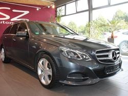 Tenoritgrau Gebraucht 2013 Mercedes E300 Kombi | 12.000 € (Etwas zu teuer)