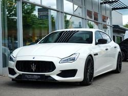Weiß Gebraucht 2018 Maserati Quattroporte Limousine | 54.990 € (Teuer)
