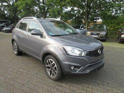 Grau Gebraucht 2017 Ssangyong (KGM) Korando Quartz SUV | 7.950 €