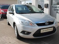 Silber Gebraucht 2011 Ford Focus Viva Kombi | 4.499 € (Etwas zu teuer)