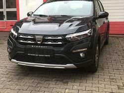 Grau Gebraucht 2022 Dacia Sandero Comfort Kleinwagen | 14.690 € (Guter Preis)