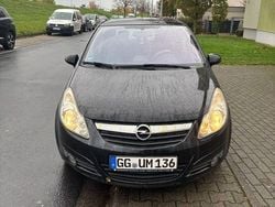 Schwarz Gebraucht 2008 Opel Corsa Limousine | 2.500 € (Guter Preis)
