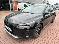 Schwarz Neu 2025 Ford Focus Active X Limousine | 35.990 €