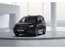 Loparitschwarz metallic Gebraucht 2023 Mercedes T180 Style Van / Kleinbus | 25.876 € (Guter Preis)