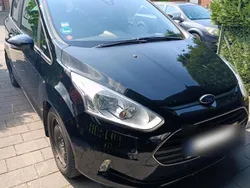 Schwarz Gebraucht 2016 Ford C-MAX Van / Kleinbus | 7.099 € (Guter Preis)