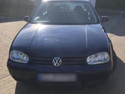 Blau Gebraucht 2001 VW Golf IV Kleinwagen | 2.100 € (Fairer Preis)