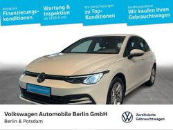 Oryxweiß perlmutteffekt Gebraucht 2024 VW Golf VIII Life Limousine | 31.740 € (Teuer)