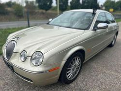 Winter gold Gebraucht 2005 Jaguar S-Type Executive Limousine | 4.790 € (Fairer Preis)