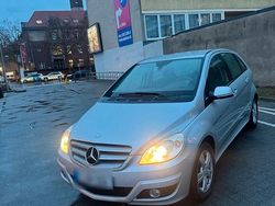 Silber Gebraucht 2009 Mercedes B160 Van / Kleinbus | 2.900 € (Guter Preis)