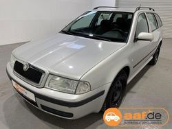 Silber Gebraucht 2005 Skoda Octavia Tour Kombi | 1.250 € (Guter Preis)