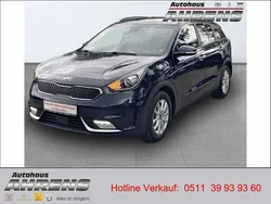 Blau Gebraucht 2017 Kia Niro Vision SUV | 16.400 € (Etwas zu teuer)