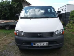 Weiß Gebraucht 1995 Toyota HiAce Van / Kleinbus | 6.800 €