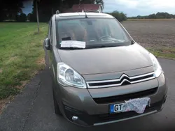 Braun Gebraucht 2018 Citroën Berlingo Van / Kleinbus | 10.000 €