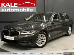 Grau Gebraucht 2021 BMW 530 Kombi | 35.990 € (Fairer Preis)