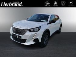 Lack weiss perlglänzend/typ au Gebraucht 2022 Peugeot e-2008 Active SUV | 17.890 € (Guter Preis)