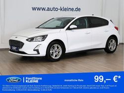 Weiß Gebraucht 2021 Ford Focus Cool & Connect Limousine | 14.990 € (Fairer Preis)
