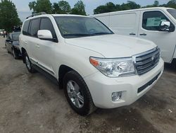 Weiß Gebraucht 2013 Toyota Land Cruiser SUV | 22.300 €