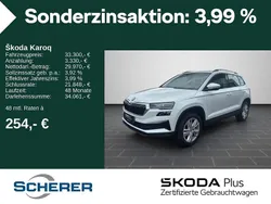 Weiß Gebraucht 2024 Skoda Karoq Selection SUV | 33.300 € (Fairer Preis)
