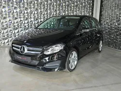 Schwarz Gebraucht 2017 Mercedes B200 Van / Kleinbus | 14.990 € (Fairer Preis)