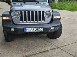Grau Gebraucht 2019 Jeep Wrangler Sport SUV | 35.000 € (Superpreis)