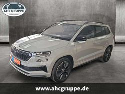 Grau Gebraucht 2023 Skoda Karoq SportLine SUV | 33.550 € (Guter Preis)
