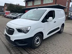 Weiß Gebraucht 2020 Opel Combo Edition Van / Kleinbus | 8.990 € (Guter Preis)