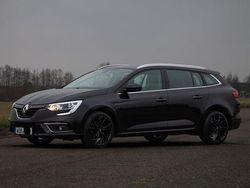 Schwarz Gebraucht 2017 Renault Mégane IV Intens Limousine | 12.990 € (Fairer Preis)