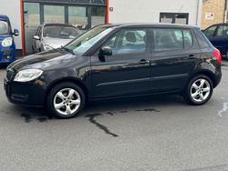 Schwarz Gebraucht 2009 Skoda Fabia Style Kleinwagen | 4.899 € (Teuer)
