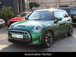 Grün Gebraucht 2021 Mini Cooper SE Kleinwagen | 19.900 € (Fairer Preis)