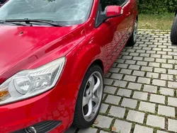Rot Gebraucht 2008 Ford Focus Cabriolet Trend Cabrio | 2.999 € (Fairer Preis)