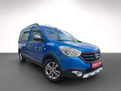 Blau Gebraucht 2017 Dacia Dokker Stepway Van | 12.880 € (Fairer Preis)