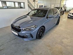 Grau Gebraucht 2024 BMW 120 M Sport Kleinwagen | 31.890 € (Fairer Preis)