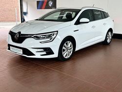 Weiß Gebraucht 2021 Renault Mégane IV Business Limousine | 12.489 € (Fairer Preis)