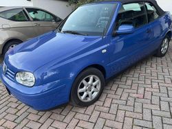 Blau Gebraucht 2000 VW Golf Cabriolet Conceptline Cabrio | 2.399 € (Fairer Preis)