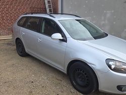 Silber Gebraucht 2010 VW Golf Kombi | 2.700 € (Fairer Preis)