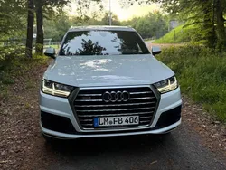 Weiß Gebraucht 2019 Audi Q7 S-Line SUV | 39.800 € (Guter Preis)