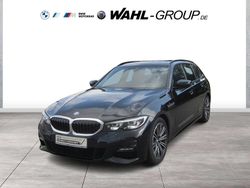Schwarz Gebraucht 2022 BMW 330 M Sport Kombi | 31.890 € (Superpreis)